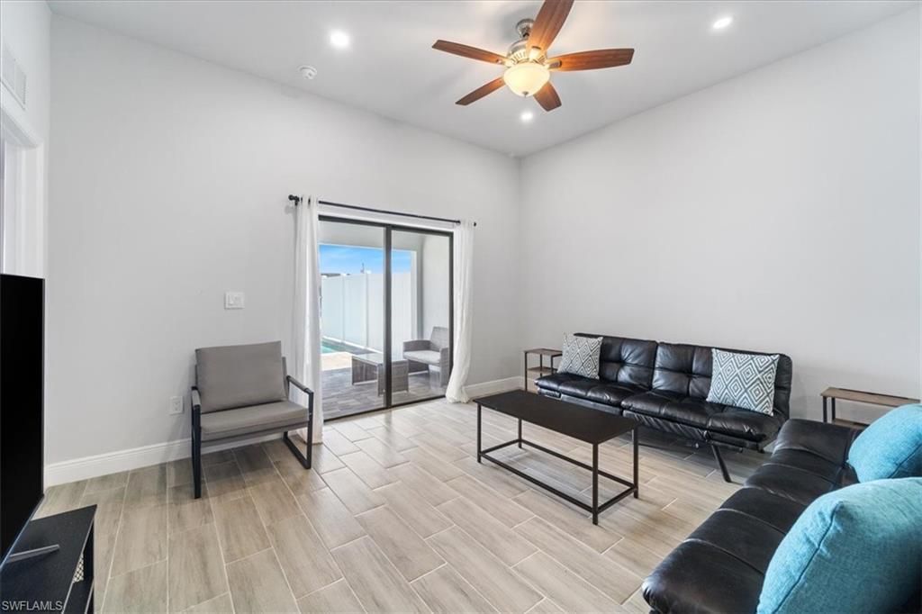 333-335 SW 47th Ter, Cape Coral, FL 33914 Photo