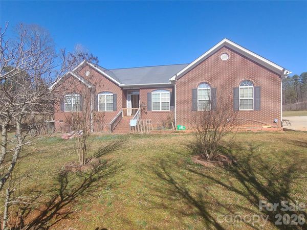 1638 Bess Town Road , Bessemer City, NC 28016