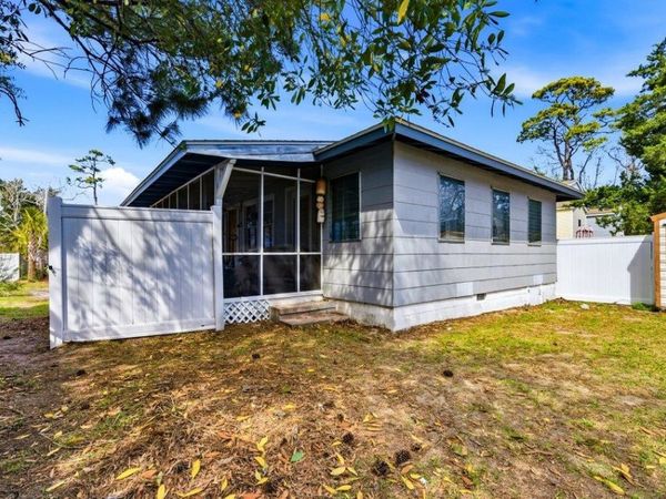 3611 Poinsett St., North Myrtle Beach, SC 29582