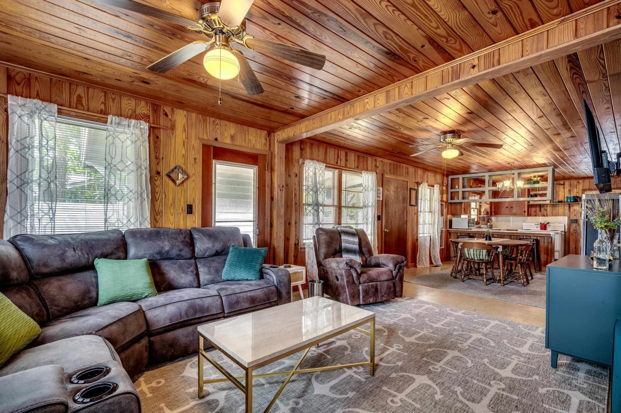 3611 Poinsett St. Photo 10