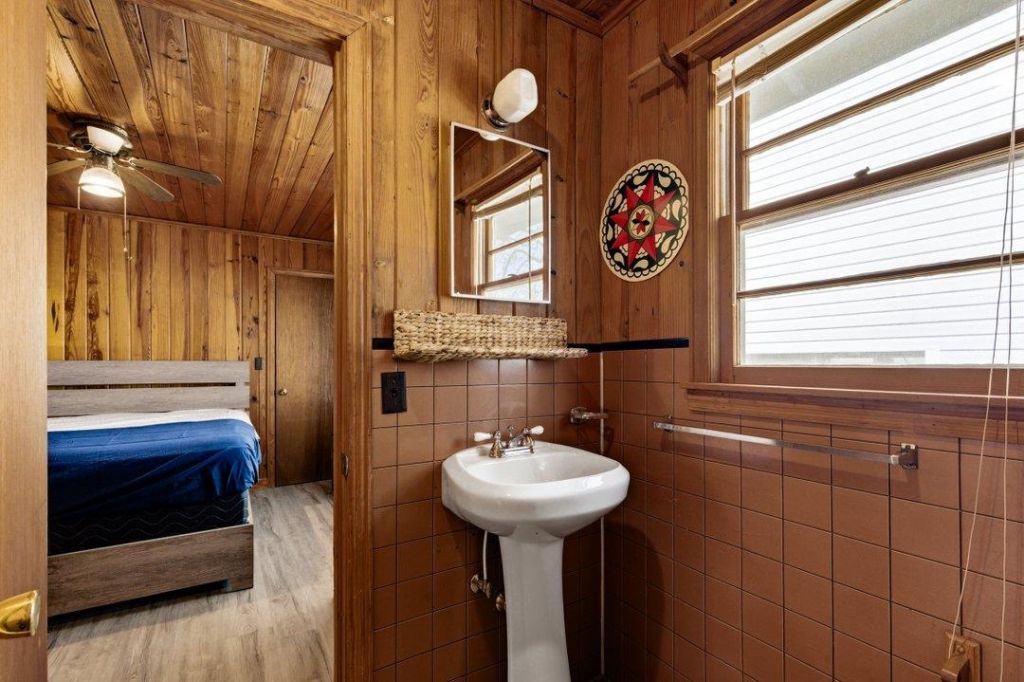 3611 Poinsett St. Photo 17