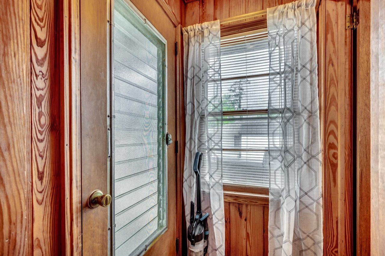 3611 Poinsett St. Photo 19