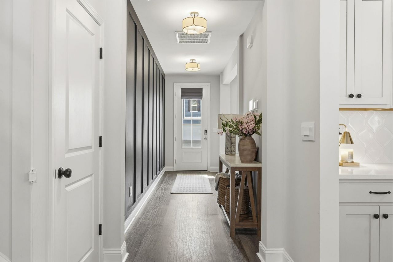 7014 Shooting Star Way Photo 5