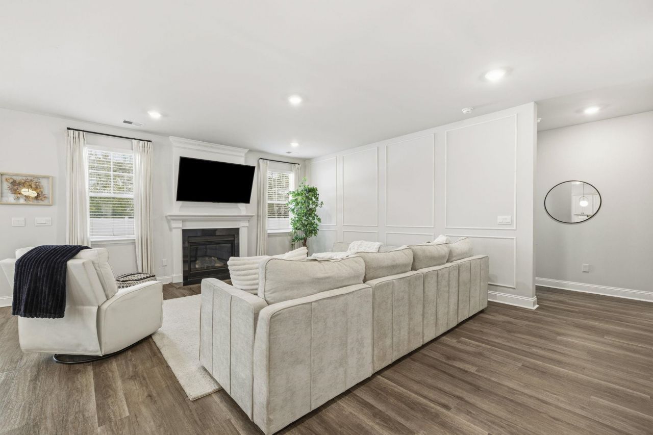 7014 Shooting Star Way Photo 8