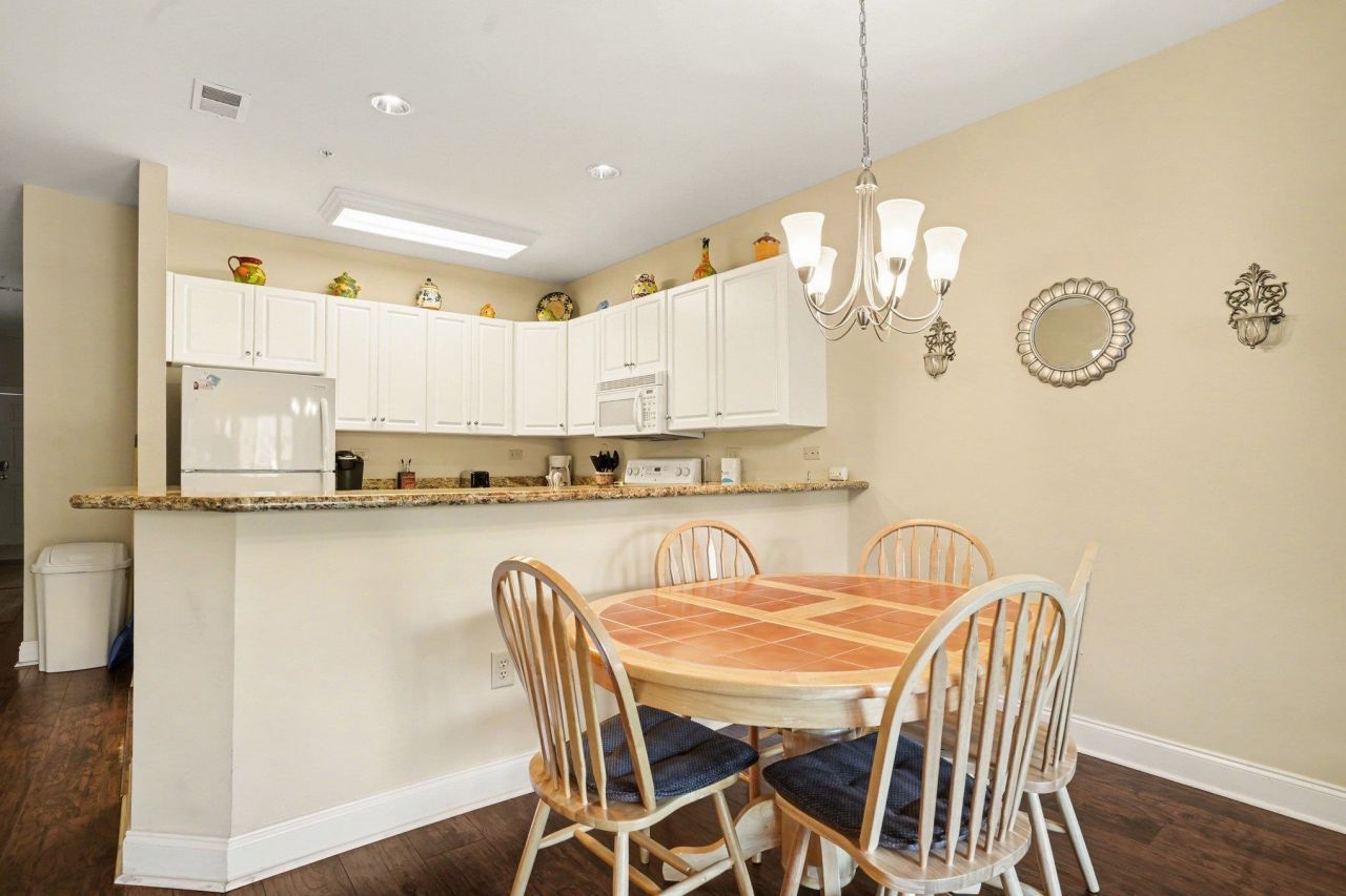 1017 World Tour Blvd. Photo 10