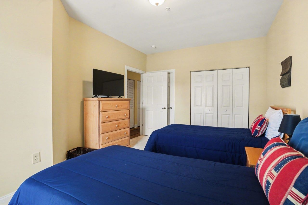 1017 World Tour Blvd. Photo 19