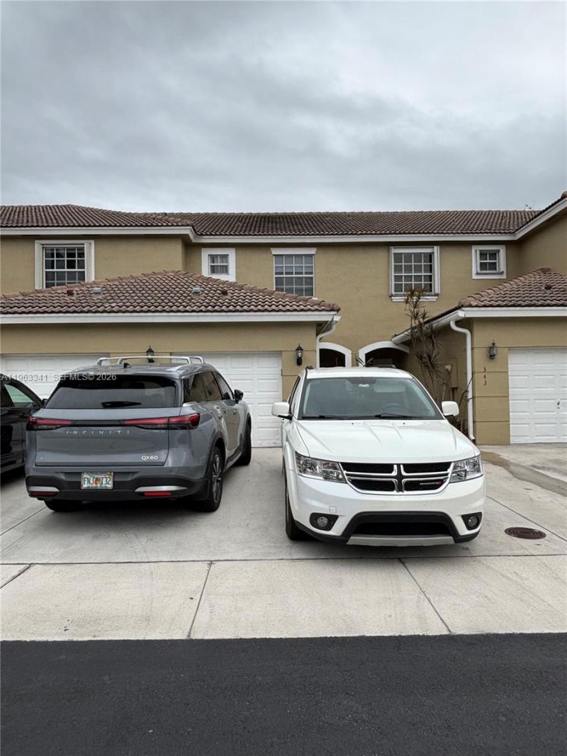 341 SW 121st Ave, Pembroke Pines, FL 33025 Photo