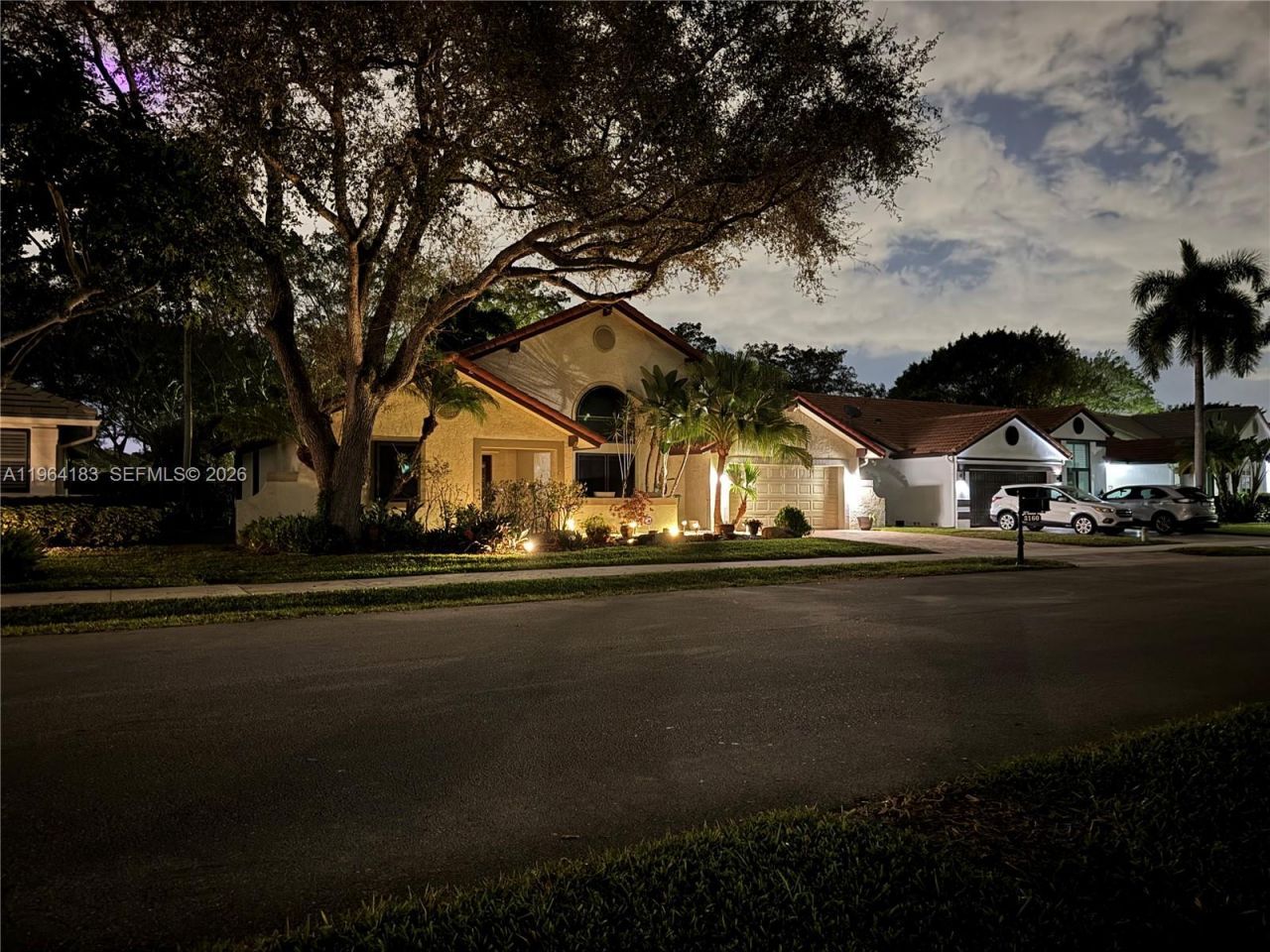 3160 Peachtree Circle, Davie, FL 33328 Photo