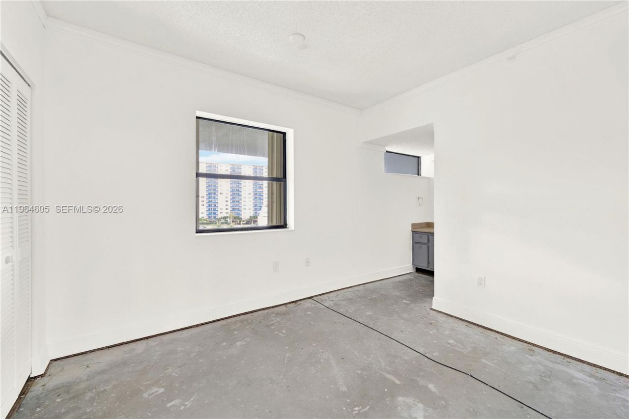 385 Poinciana Dr, Unit 1230, Sunny Isles Beach, FL 33160 Photo