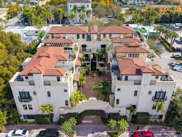 65 NE 4th Avenue, Unit J, Delray Beach, FL 33483