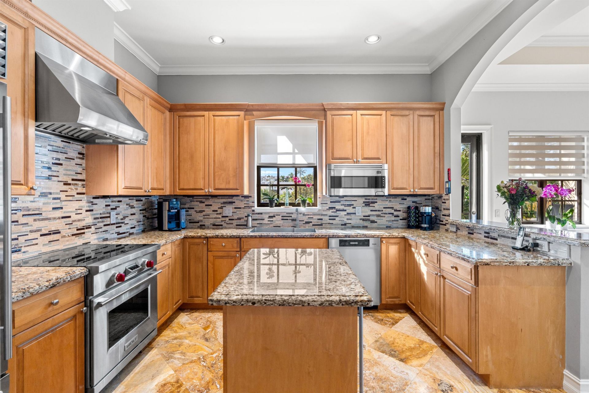 65 NE 4th Avenue, Unit J, Delray Beach, FL 33483 Photo