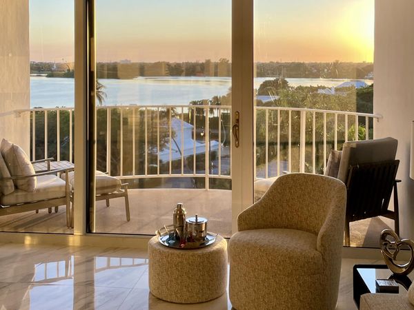 2295 S Ocean Boulevard, Unit 714, Palm Beach, FL 33480