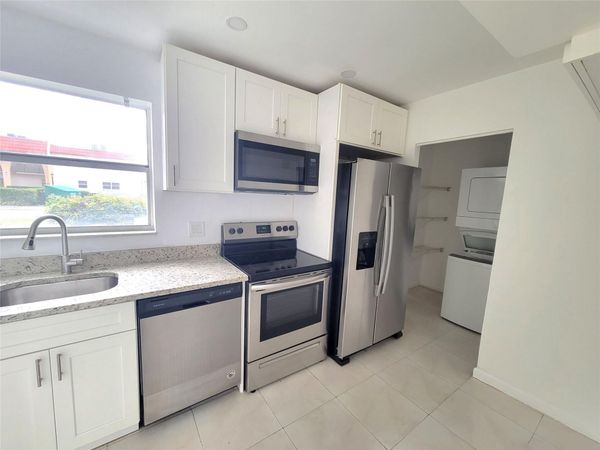 497 Lake Dora Drive, Unit 497, West Palm Beach, FL 33411