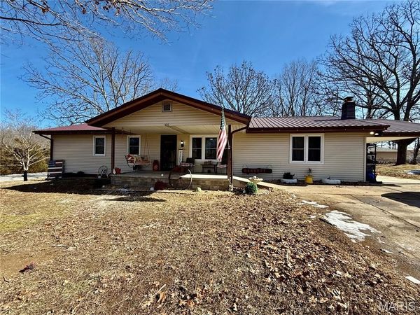 430 N Fredrick Street , Houston, MO 65483