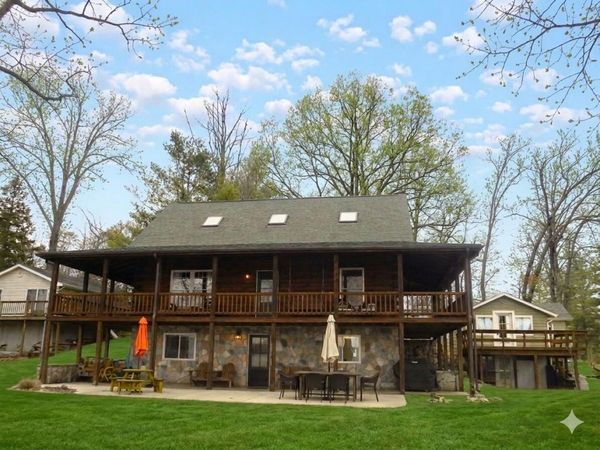 16211 Pretty Lake Drive, Mecosta, MI 49332
