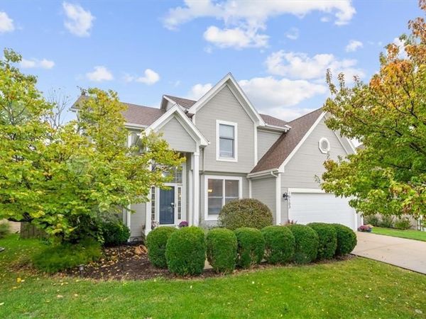10103 Sunset Drive, Lenexa, KS 66220