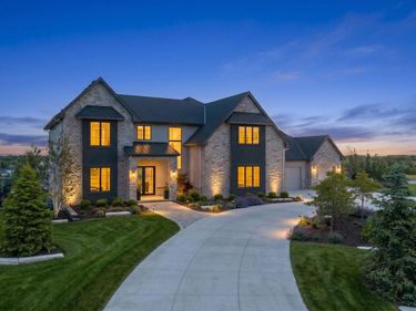 5030 S 223 Plaza, Elkhorn, NE 68022