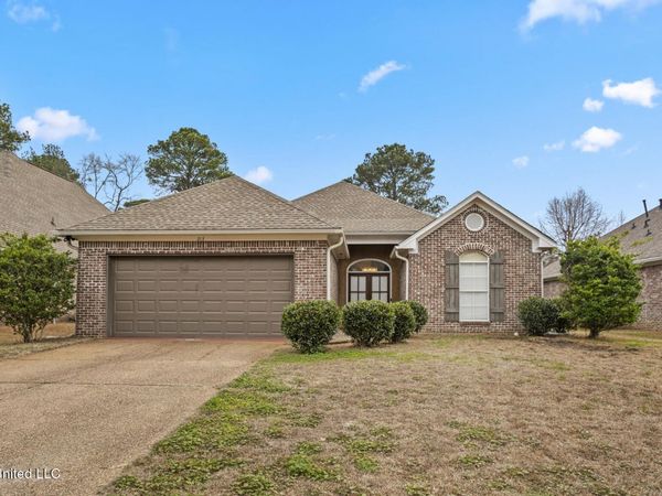 213 Rampart Street, Ridgeland, MS 39157