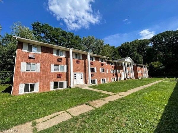 1935 Brookside Drive, Unit 107, Wooster, OH 44691