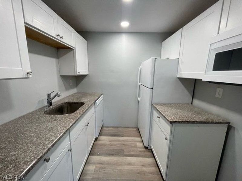 1935 Brookside Drive, Unit 107, Wooster, OH 44691 Photo 3