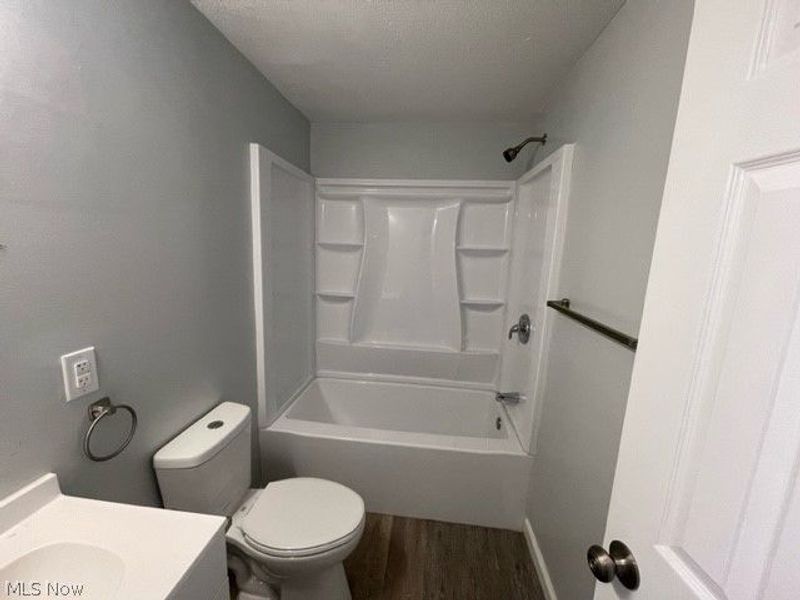 1935 Brookside Drive, Unit 107, Wooster, OH 44691 Photo 4