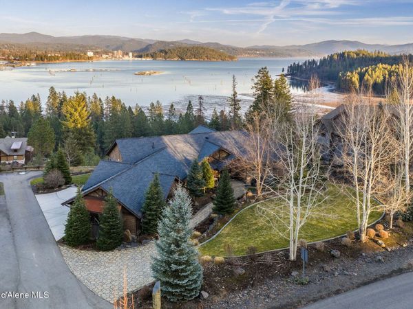 2066 S Espinazo DR, Coeur d'Alene, ID 83814