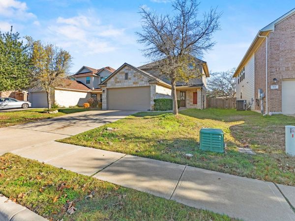 368 Housefinch LOOP, Leander, TX 78641