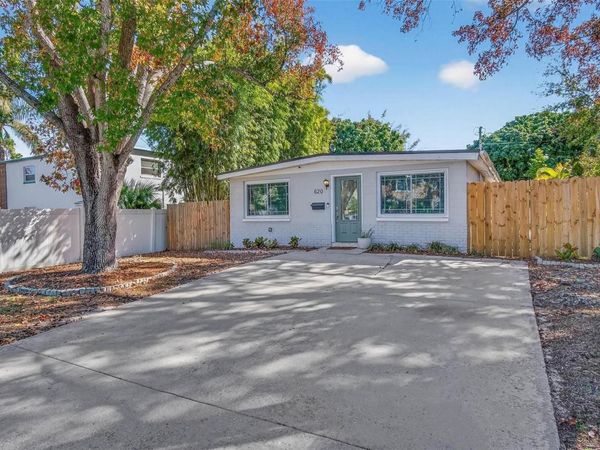 620 50TH AVENUE N, ST PETERSBURG, FL 33703