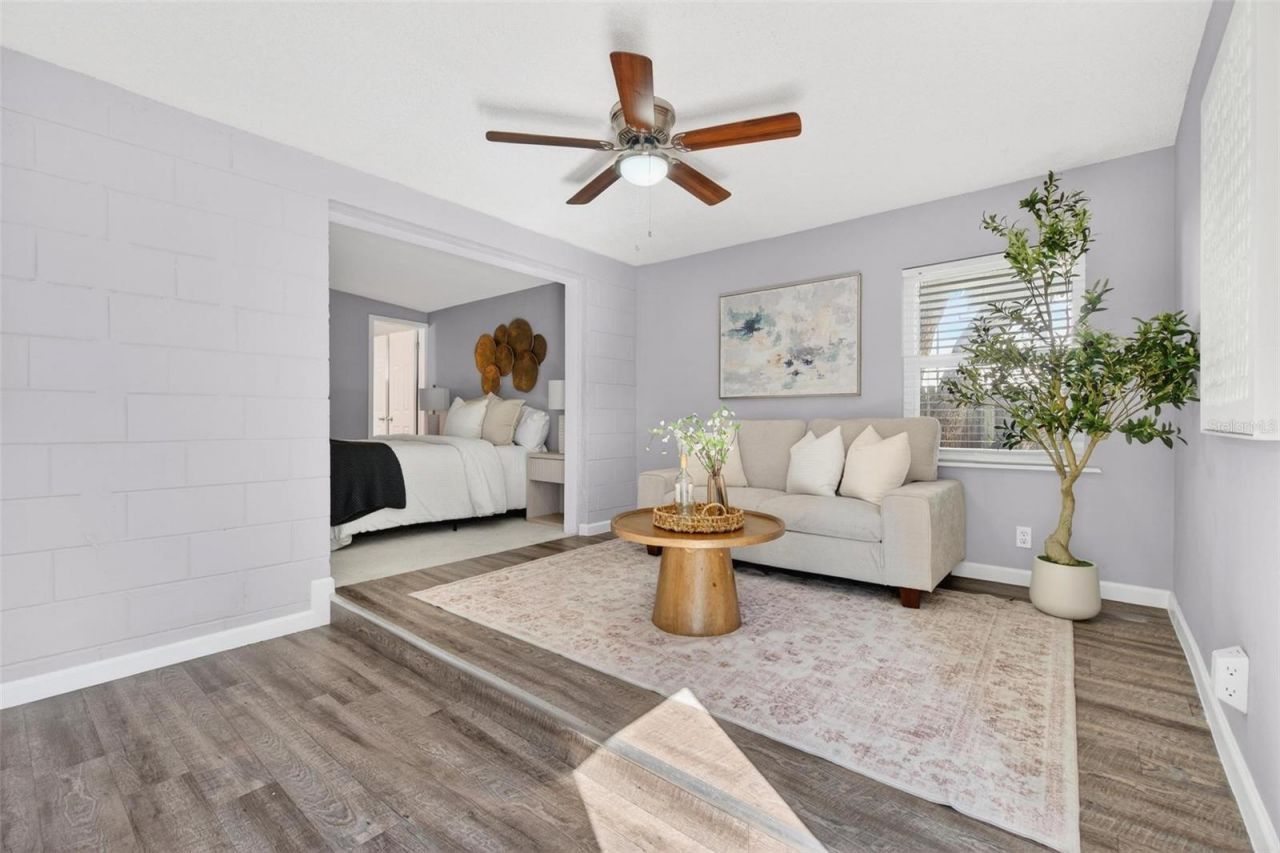 620 50th Avenue N, Saint Petersburg, FL 33703 Photo