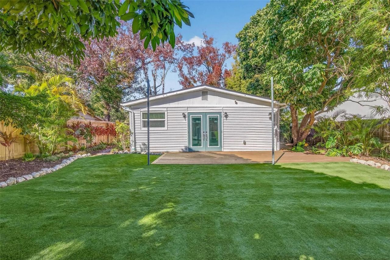 620 50th Avenue N, Saint Petersburg, FL 33703 Photo