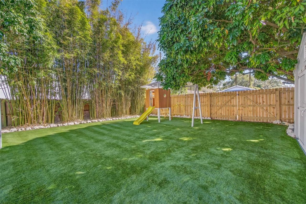 620 50th Avenue N, Saint Petersburg, FL 33703 Photo