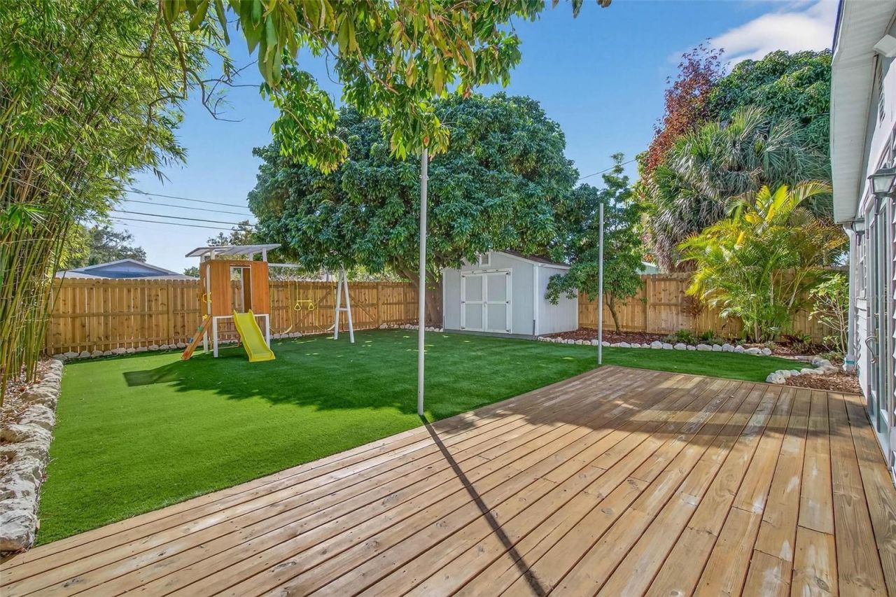 620 50th Avenue N, Saint Petersburg, FL 33703 Photo