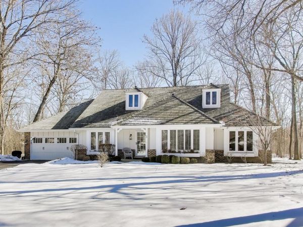 11 Wellington Court, Lincolnshire, IL 60069