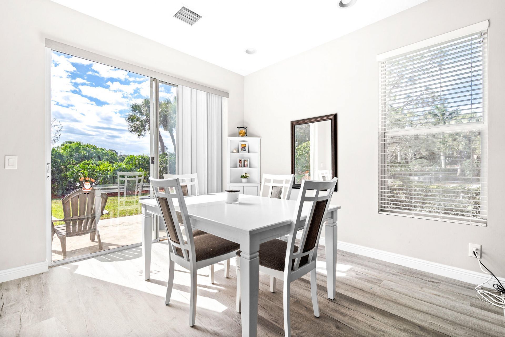 395 River Bluff Lane, Royal Palm Beach, FL 33411 Photo