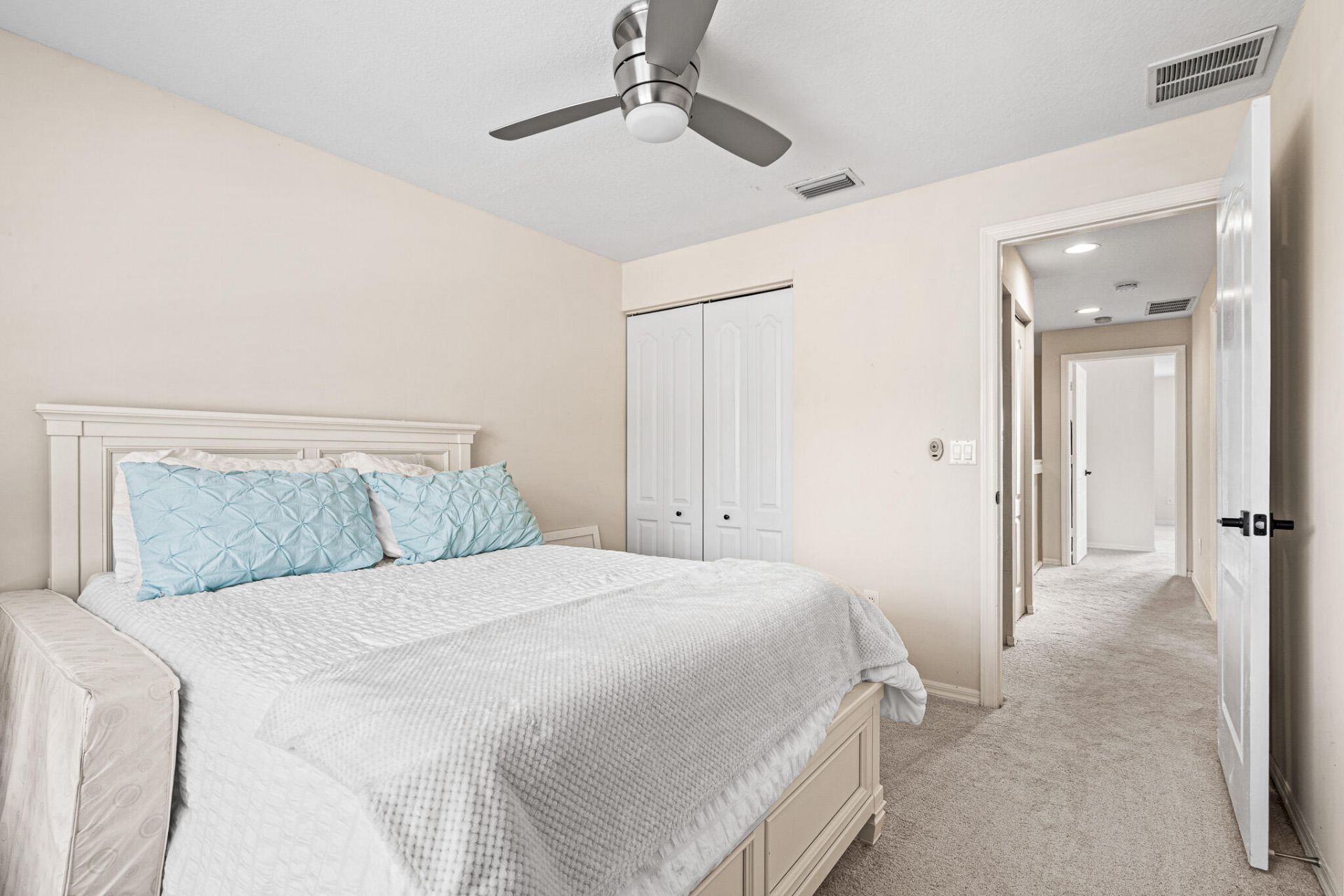 395 River Bluff Lane, Royal Palm Beach, FL 33411 Photo