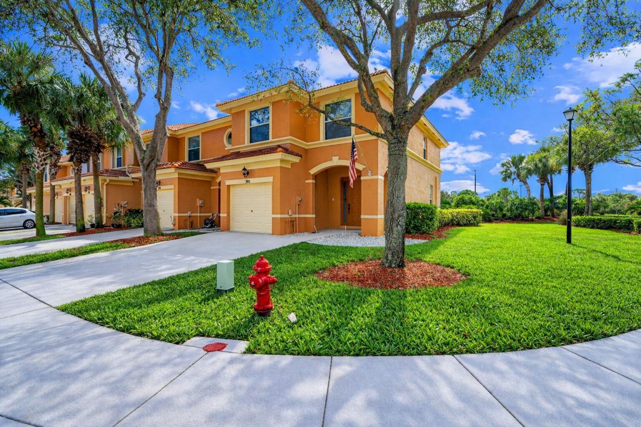 395 River Bluff Lane, Royal Palm Beach, FL 33411 Photo