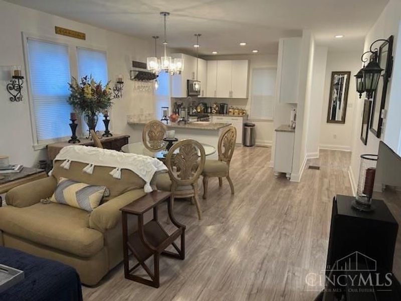 2863 Marshall Avenue, Cincinnati, OH 45225 Photo 5