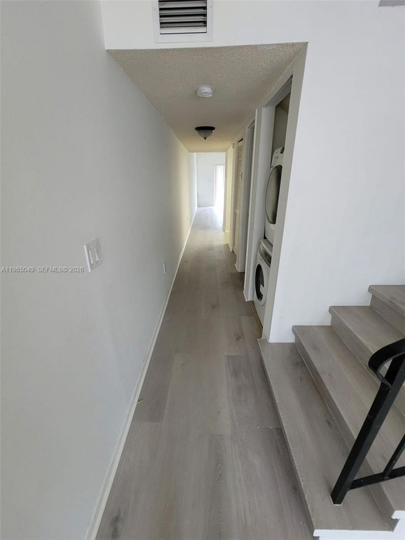 1624 NE 151st St, Unit 1624, Miami, FL 33162 Photo