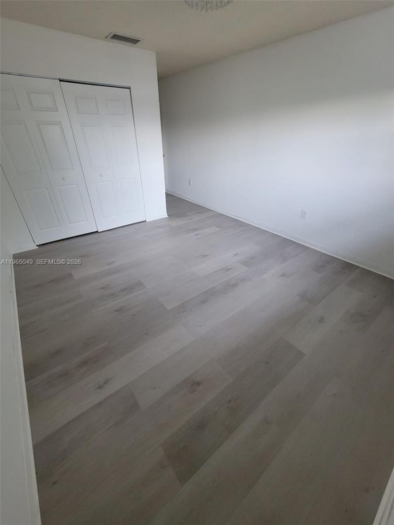 1624 NE 151st St, Unit 1624, Miami, FL 33162 Photo