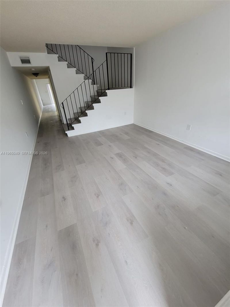 1624 NE 151st St, Unit 1624, Miami, FL 33162 Photo