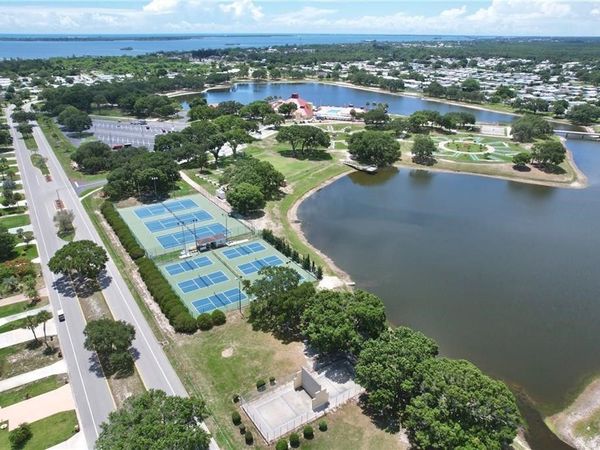 498 Marlin Circle, Sebastian, FL 32976