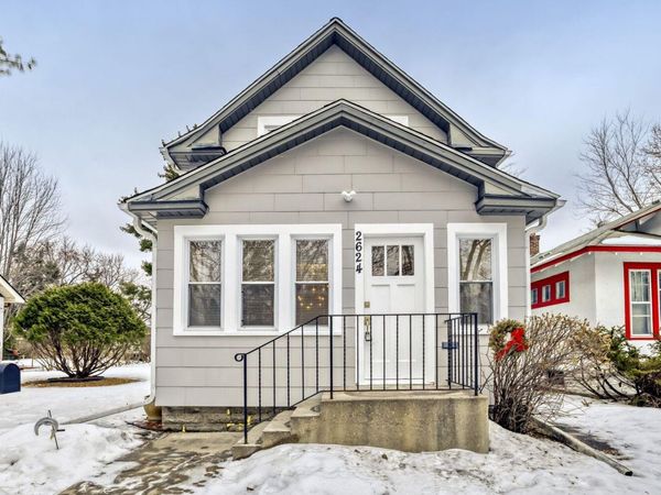 2624 35th Avenue S, Minneapolis, MN 55406