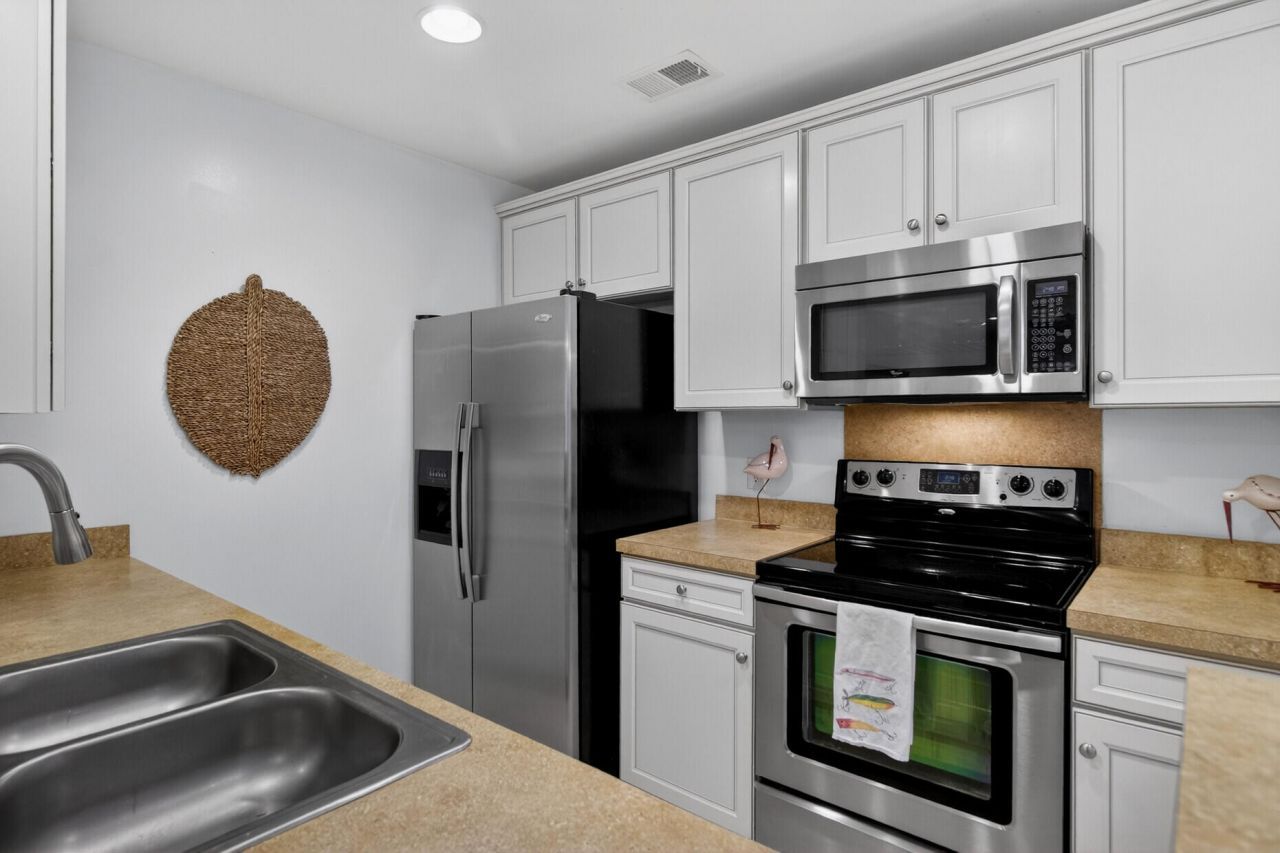 1513 Mandarin Court Photo 9