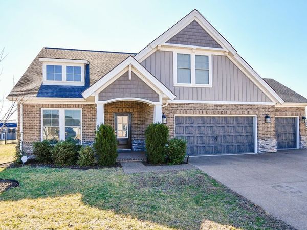 5571 Brompton Drive, Newburgh, IN 47630