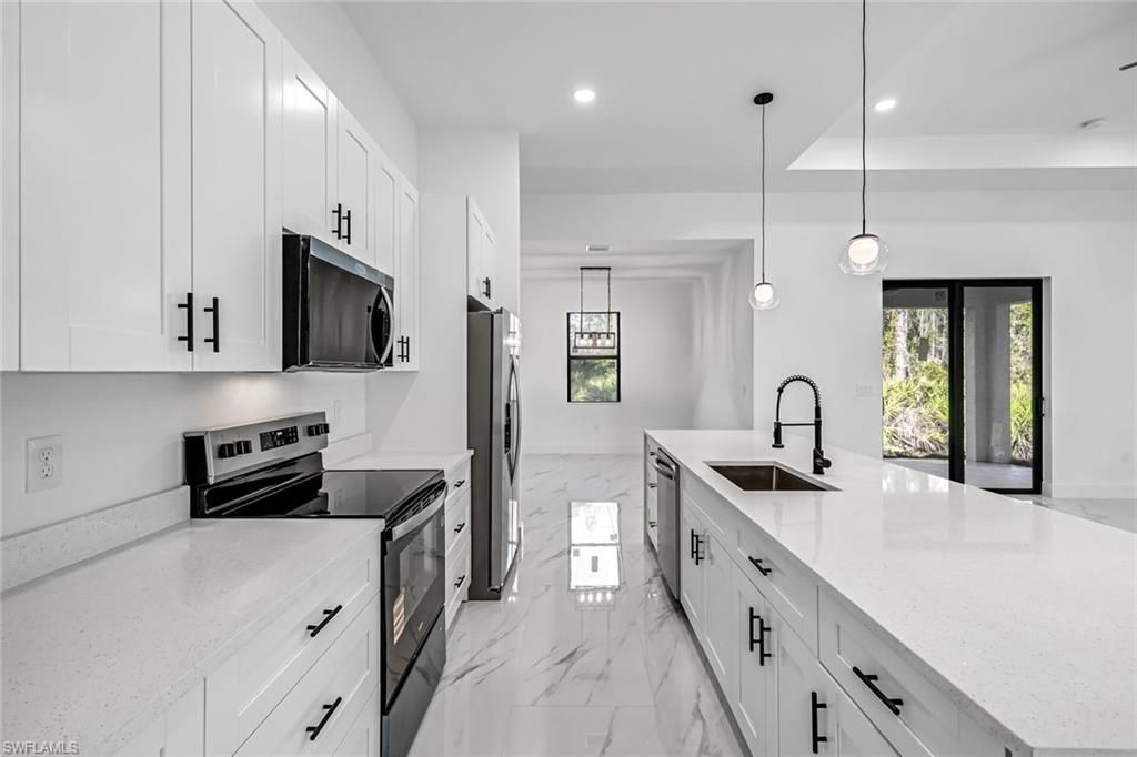 2113 Grayson Ave, Alva, FL 33920 Photo