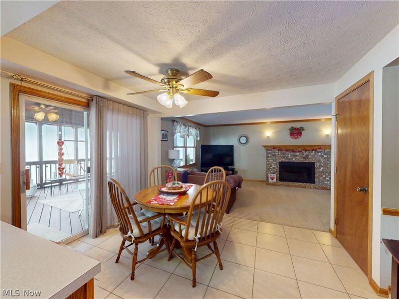 511 Picadilly Circle, Akron, OH 44319 Photo 14