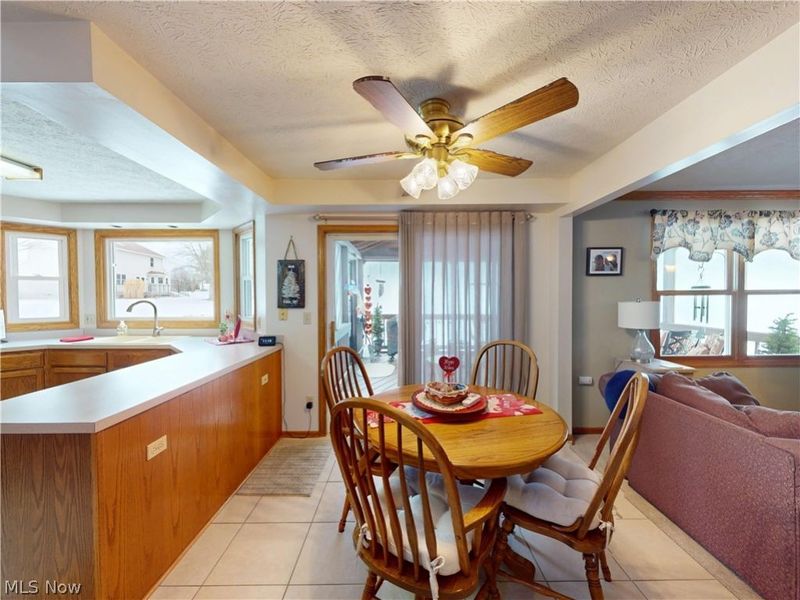 511 Picadilly Circle, Akron, OH 44319 Photo 15