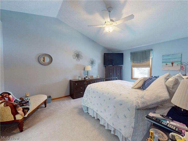 511 Picadilly Circle, Akron, OH 44319 Photo 25