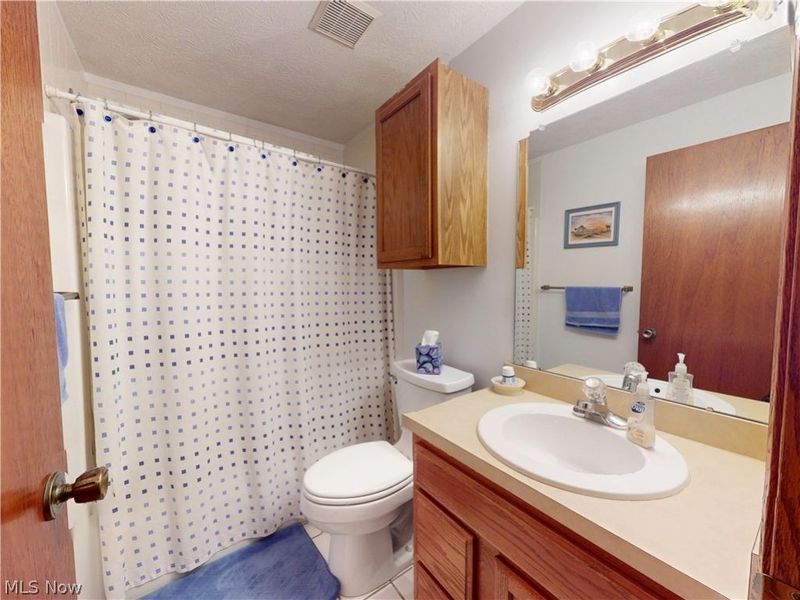 511 Picadilly Circle, Akron, OH 44319 Photo 31