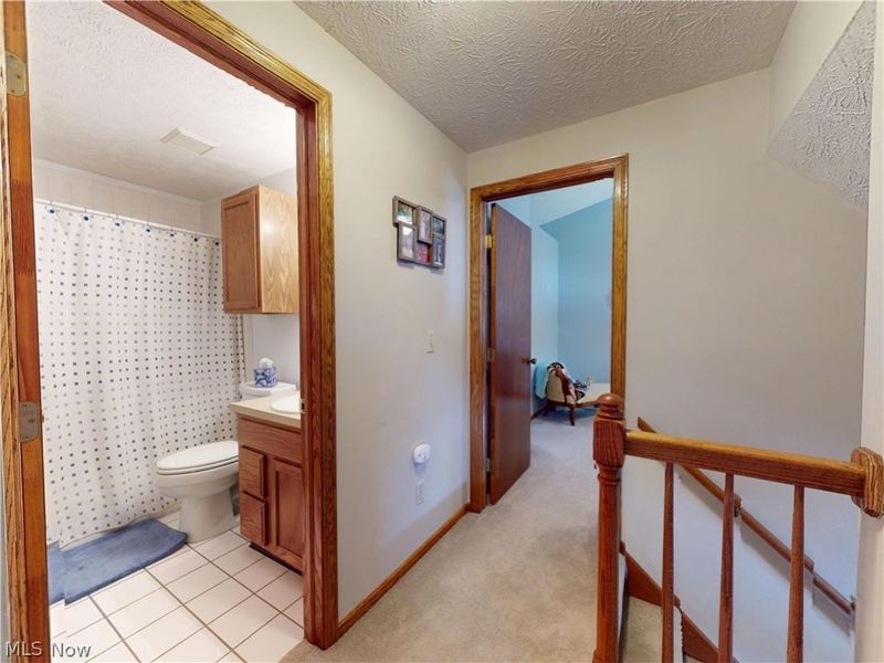 511 Picadilly Circle, Akron, OH 44319 Photo 38